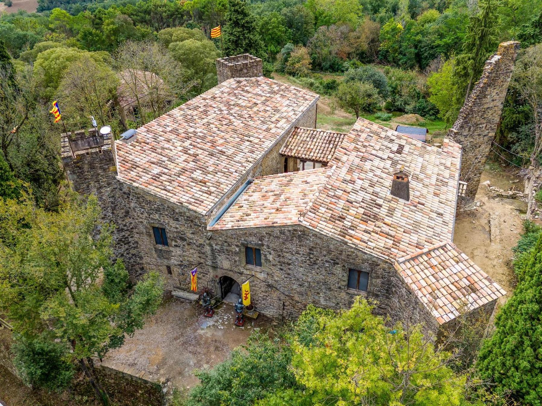 הוילה Sant Miquel de Campmajor Castell In Girona מראה חיצוני תמונה